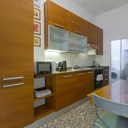 Appartamento The Reader's House - Bemyhost *